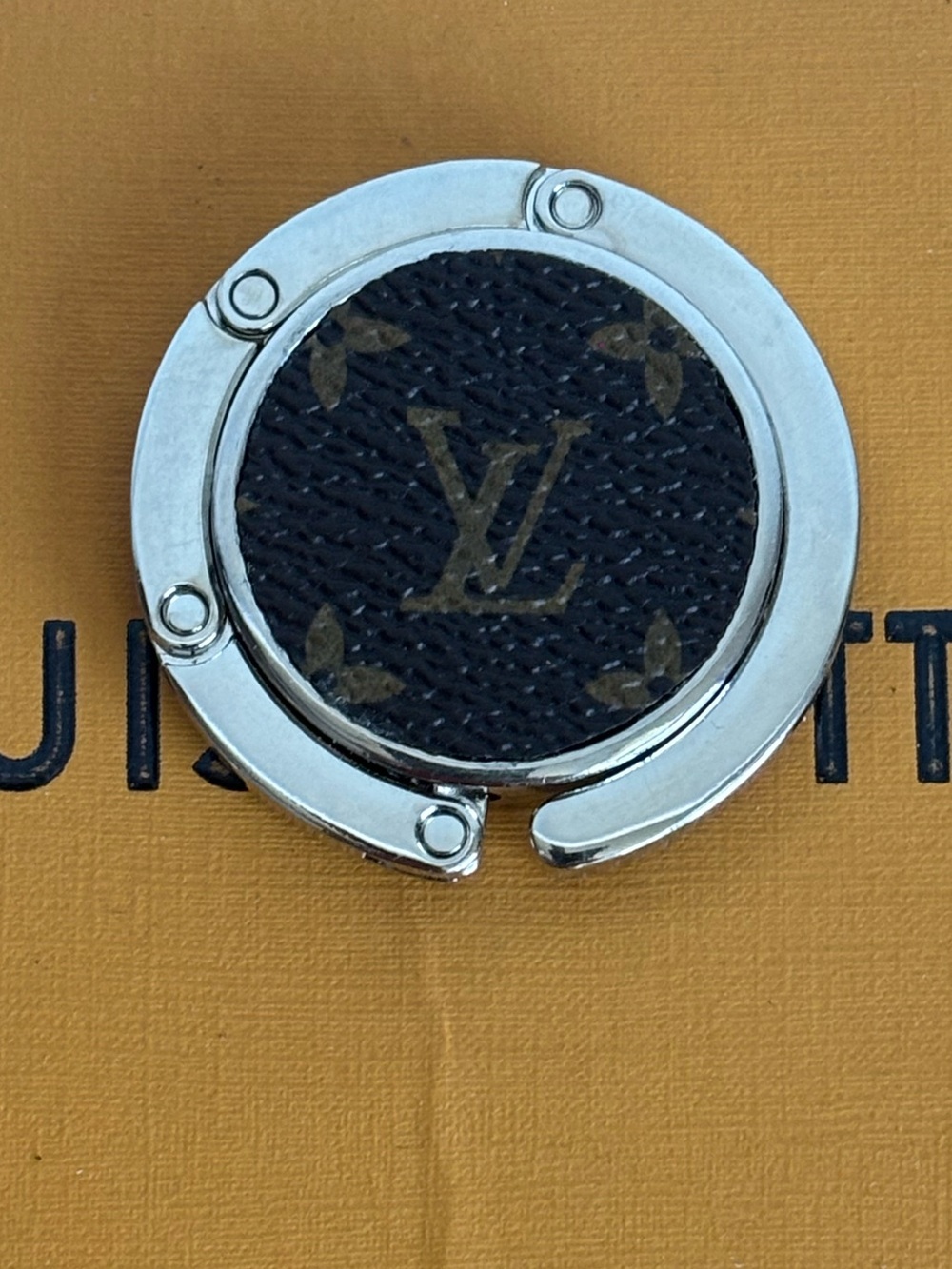 Louis Vuitton Glossy Purse
Hanger, Bag Hook Holder, SilverTone